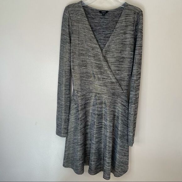 Guess | Small| Dress| Fit and flow - Picture 3 of 15